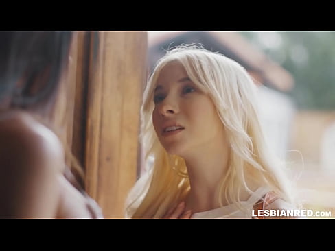 ❤️ A nena chega a casa uns meses despois e acaba comendo o coño da súa madrastra ❤ Só porno en % gl.corona-pass.ru % ❤